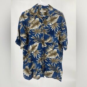 Campia Moda Hawaiian short sleeve button down, rayon, size‎ Medium